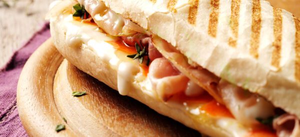 Panini chèvre lard